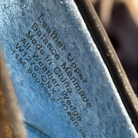 BETABRAND All Weather Wedge Heel In Black Pebbled Leather Slip On Size 11 NEW - Picture 13 of 16